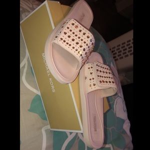 Michael kors slides